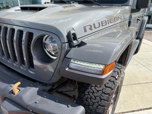 Used 2022 Jeep Wrangler Unlimited Rubicon AWD/4WD image 12