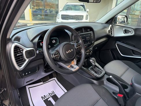 Certified 2024 Kia Soul LX w/ Option Group 015 image 28