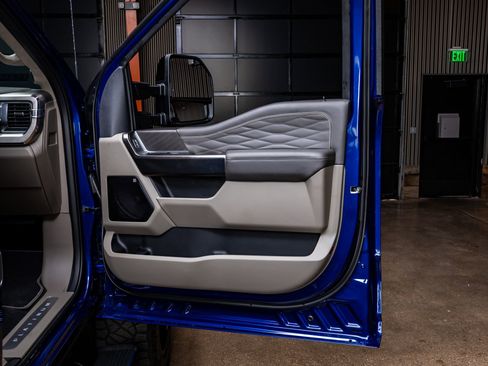 Used 2026 Ford F250 Platinum w/ Platinum Plus Package image 38