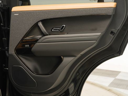 Used 2023 Land Rover Range Rover Sport SE Dynamic image 35