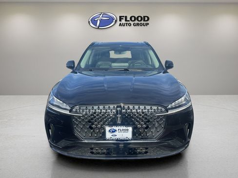 New 2025 Lincoln Aviator AWD w/ Jet Appearance Package image 2