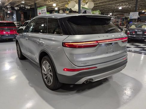 Used 2023 Lincoln Corsair AWD w/ Equipment Group 101A image 9