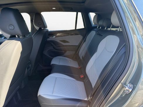 New 2026 Volkswagen Tiguan SE R-Line image 13