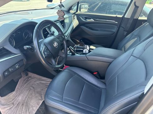 Used 2021 Buick Enclave Essence w/ Sound and Sites Package image 6