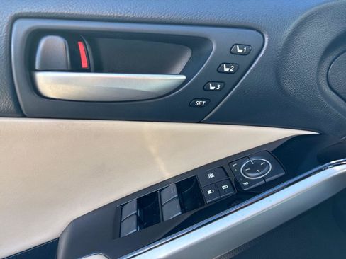 Used 2019 Lexus IS 300 w/ Premium Package RWD image 37