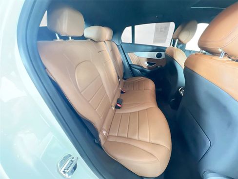 Used 2022 Mercedes-Benz GLC 300 4MATIC Coupe image 20