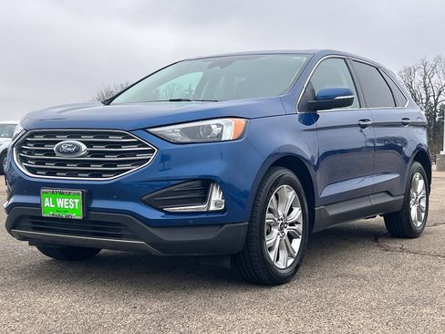 Used 2023 Ford Edge Titanium image 9