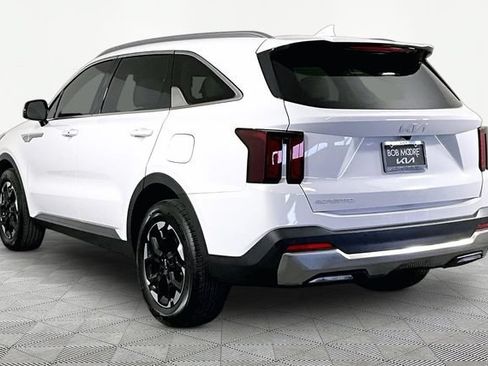Certified 2026 Kia Sorento S FWD image 4