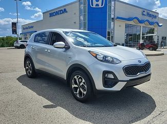 Used 2022 Kia Sportage LX image 1