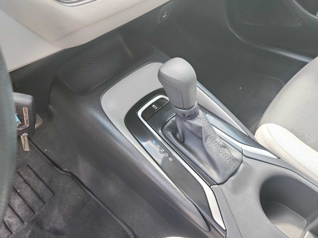 Used 2023 Toyota Corolla LE FWD image 23