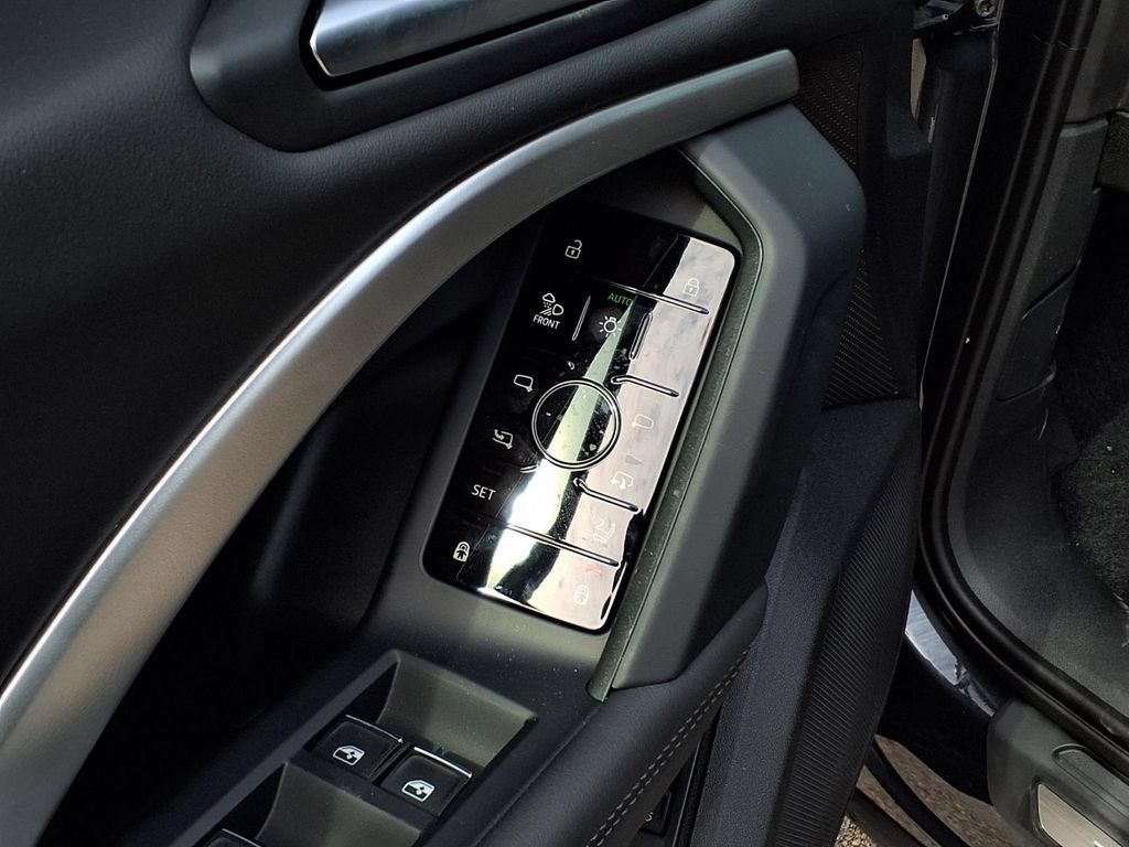 New 2026 Audi Q5 Premium Plus AWD/4WD image 10