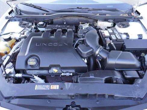 Used 2008 Lincoln MKZ image 29