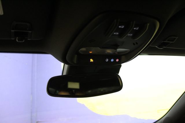Certified 2025 Buick Envista Avenir FWD image 21