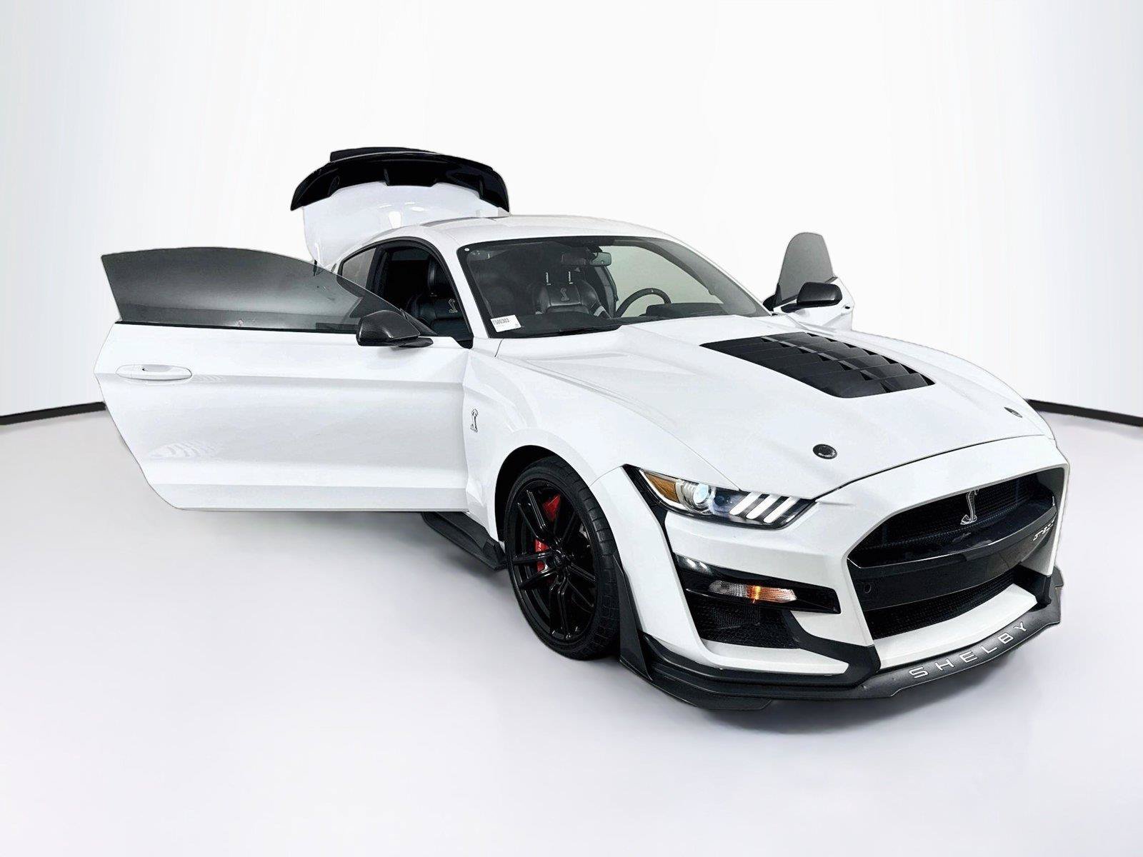 Used 2021 Ford Mustang Shelby GT500 w/ Technology Package RWD image 38
