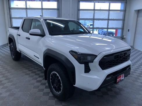 New 2026 Toyota Tacoma TRD Off-Road image 7