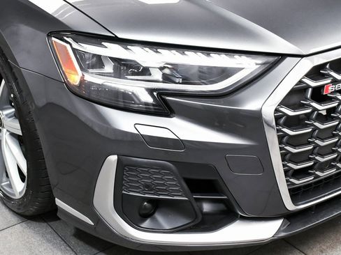 Used 2023 Audi S8 image 86