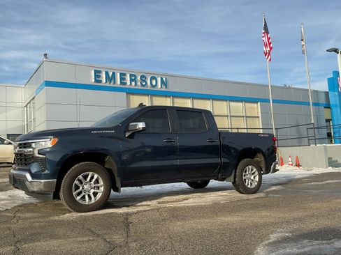 Used 2022 Chevrolet Silverado 1500 LT image 10