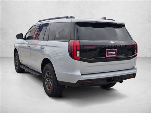 New 2026 Ford Expedition Tremor image 9