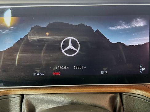 Used 2025 Mercedes-Benz G 550 image 11