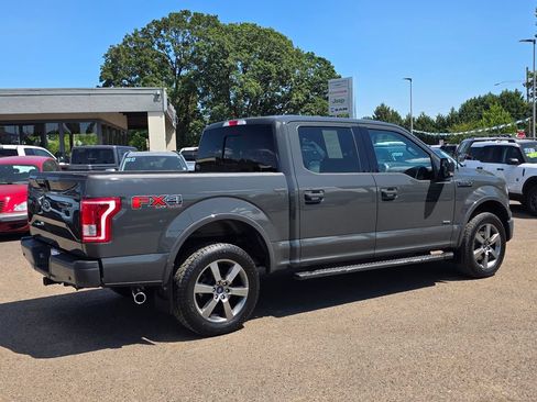 Used 2016 Ford F150 XLT w/ Equipment Group 302A Luxury AWD/4WD image 28