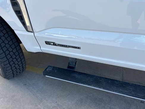 Used 2023 Ford F350 Lariat w/ Chrome Package image 11