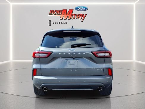 Used 2023 Ford Escape ST-Line Elite w/ Premium Technology Package AWD/4WD image 6