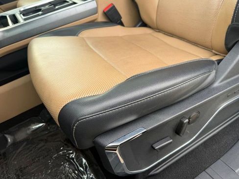 Used 2023 Ford F450 Lariat w/ Lariat Ultimate Package image 8