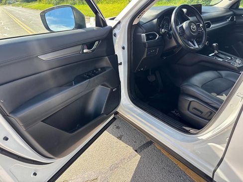 Used 2018 MAZDA CX-5 Touring w/ Preferred Equipment Package AWD/4WD image 10