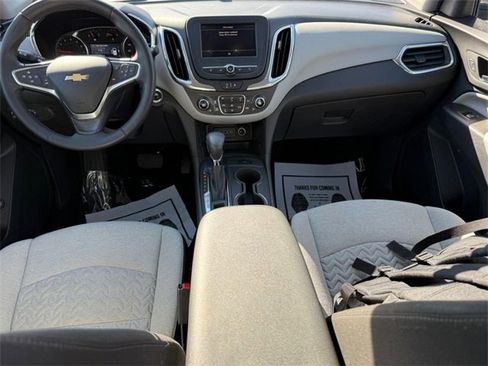 Used 2023 Chevrolet Equinox LT image 12