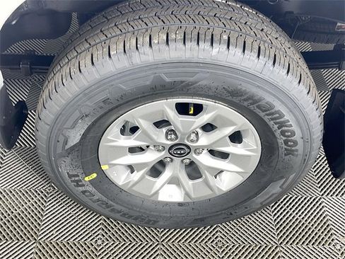 New 2026 Nissan Frontier S image 20