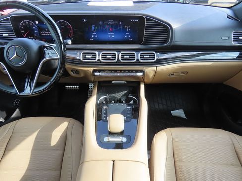 Certified 2024 Mercedes-Benz GLS 450 4MATIC image 7