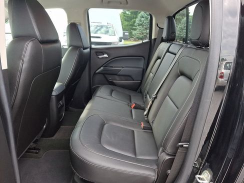 Used 2018 Chevrolet Colorado Z71 w/ LPO, Premium Interior Package AWD/4WD image 11
