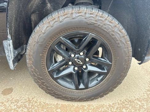 Used 2019 Chevrolet Silverado 1500 LT Trail Boss AWD/4WD image 42