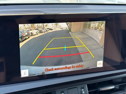 Certified 2025 Lexus ES 300h w/ Premium Package FWD image 22
