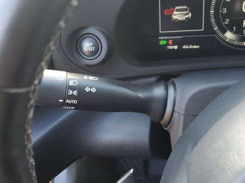 Used 2022 Toyota GR86 Premium w/ ALL Weather Mat Package (TMS) image 10