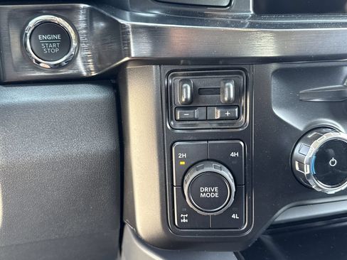 New 2026 Ford F250 Lariat w/ Black Appearance Package AWD/4WD image 10