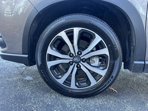 Used 2024 Subaru Forester Limited image 29