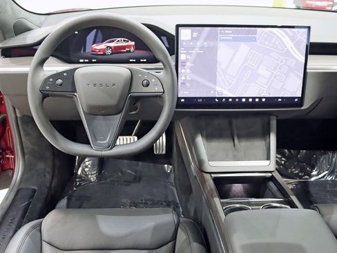 Used 2025 Tesla Model S AWD/4WD image 14