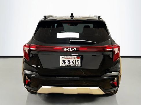 Certified 2025 Kia Seltos S image 6