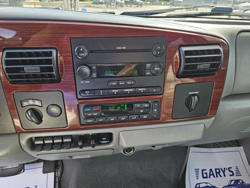 Used 2006 Ford F250 Lariat AWD/4WD image 19