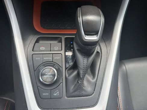 Used 2024 Toyota RAV4 Adventure AWD/4WD image 32