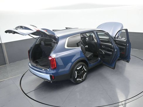 Used 2024 Kia Telluride S FWD image 65