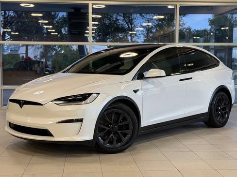 Used 2022 Tesla Model X Plaid AWD/4WD image 2