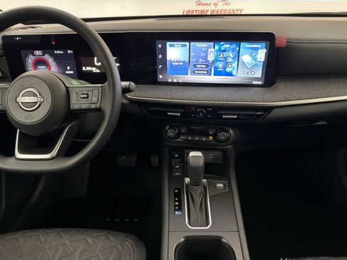 New 2026 Nissan Kicks SV w/ SV Premium Package image 19