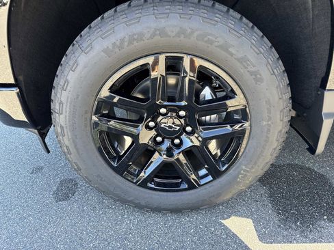 New 2026 Chevrolet Silverado 1500 High Country w/ Midnight Edition image 35