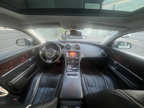 Used 2011 Jaguar XJ L image 16