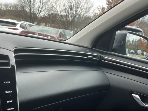 Used 2023 Hyundai Tucson SEL image 18