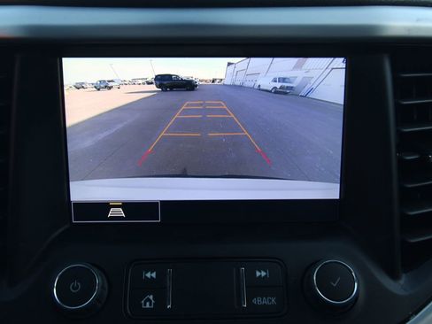 Used 2023 GMC Acadia SLT w/ Preferred Package image 13