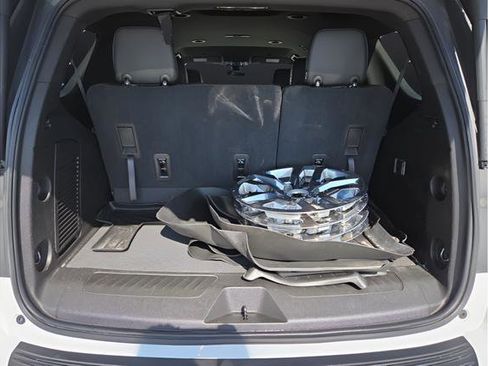 Used 2021 Chevrolet Tahoe LT image 13