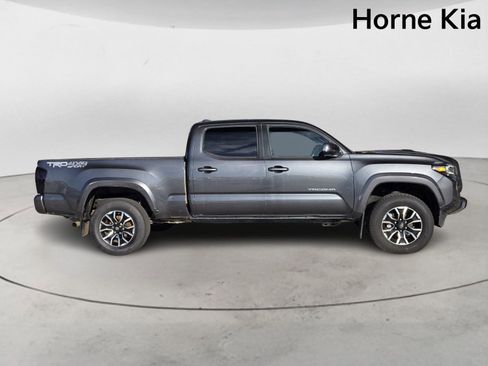 Used 2023 Toyota Tacoma TRD Sport image 3